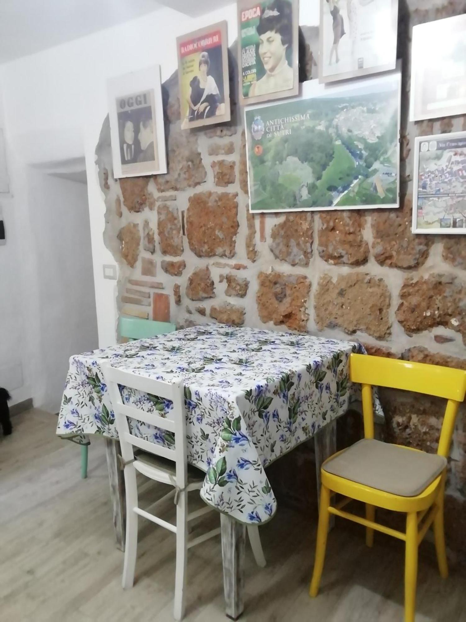 Casa Vacanza La Mia Casetta ซูตรี ภายนอก รูปภาพ