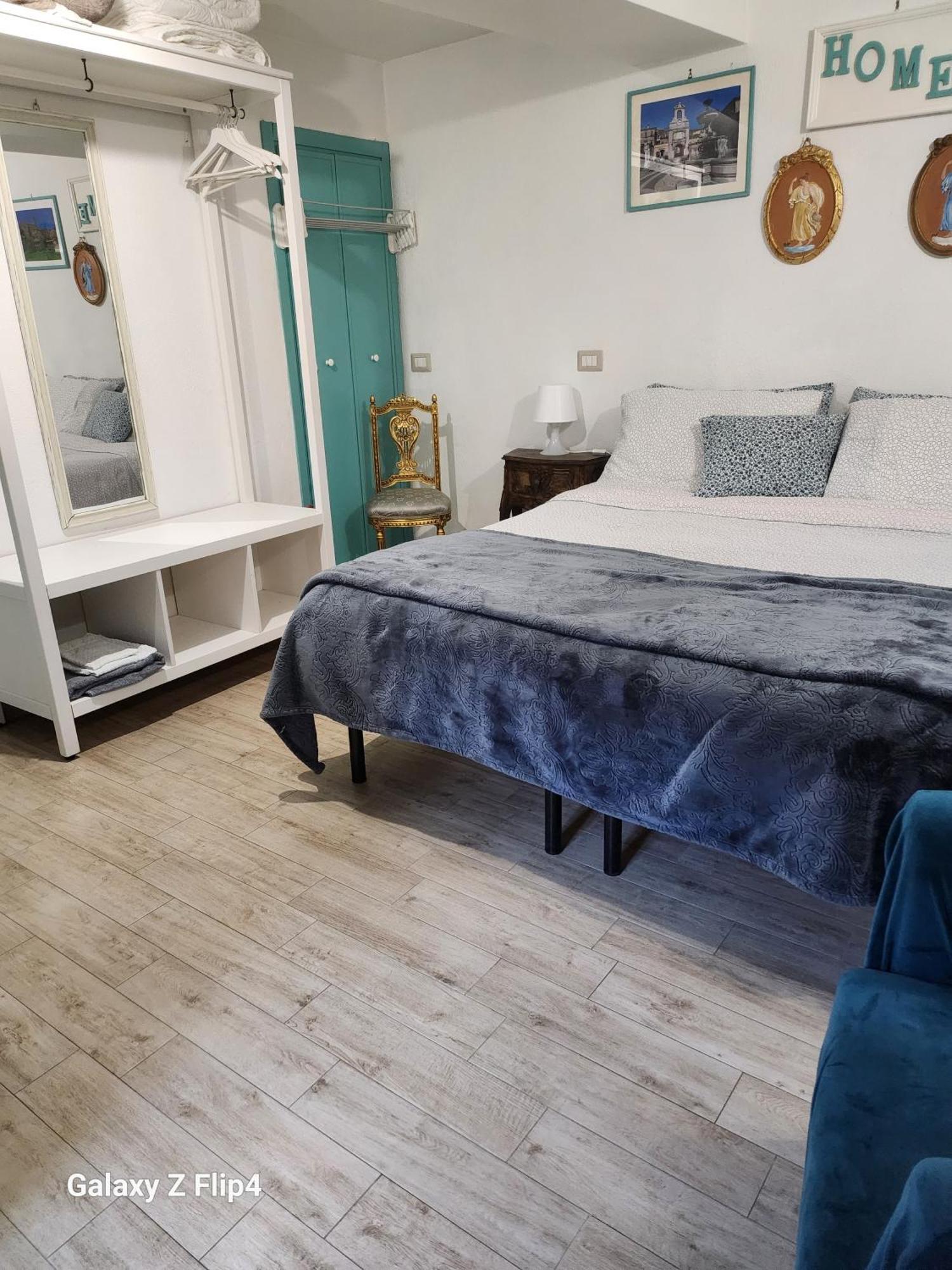 Casa Vacanza La Mia Casetta ซูตรี ภายนอก รูปภาพ